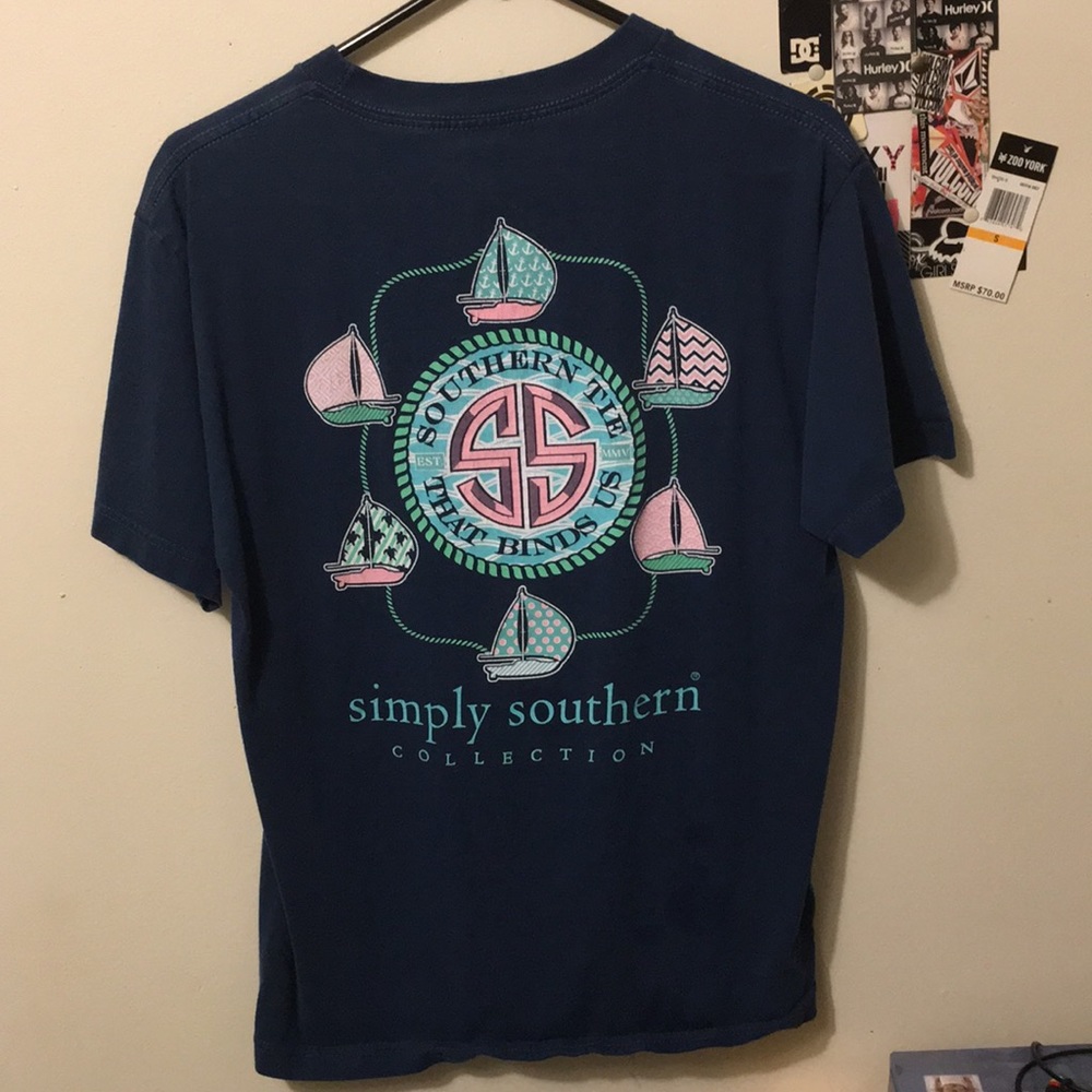 Shirt - Picture 4 of 4
